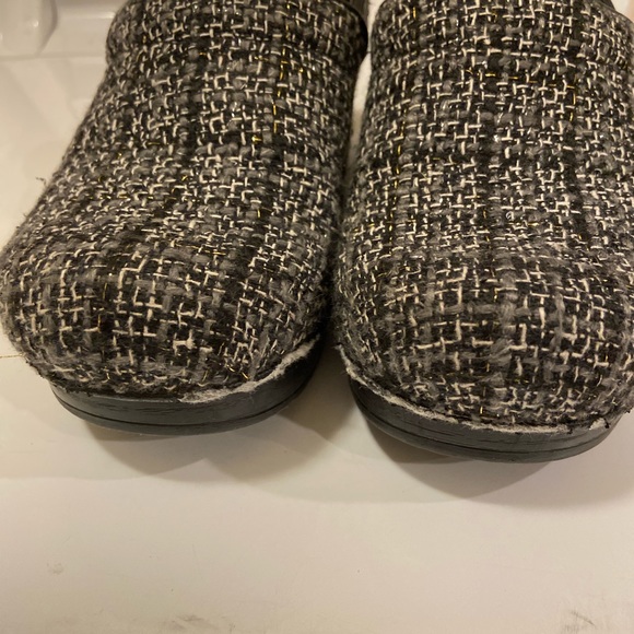 Dansko Texture Fabric Clogs Size 36 - Picture 3 of 7